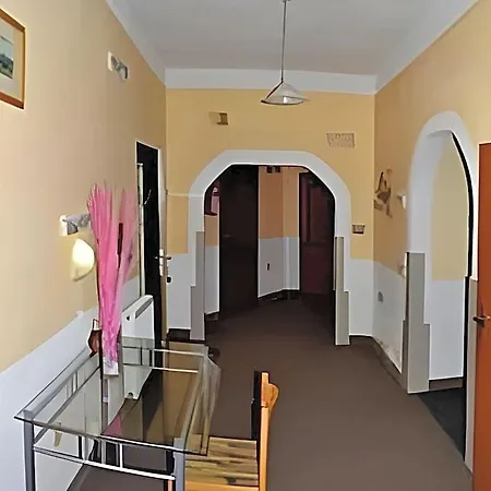 Vysehrad Отель Чески-Крумлов