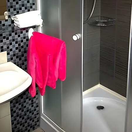 Отель Vysehrad 3*